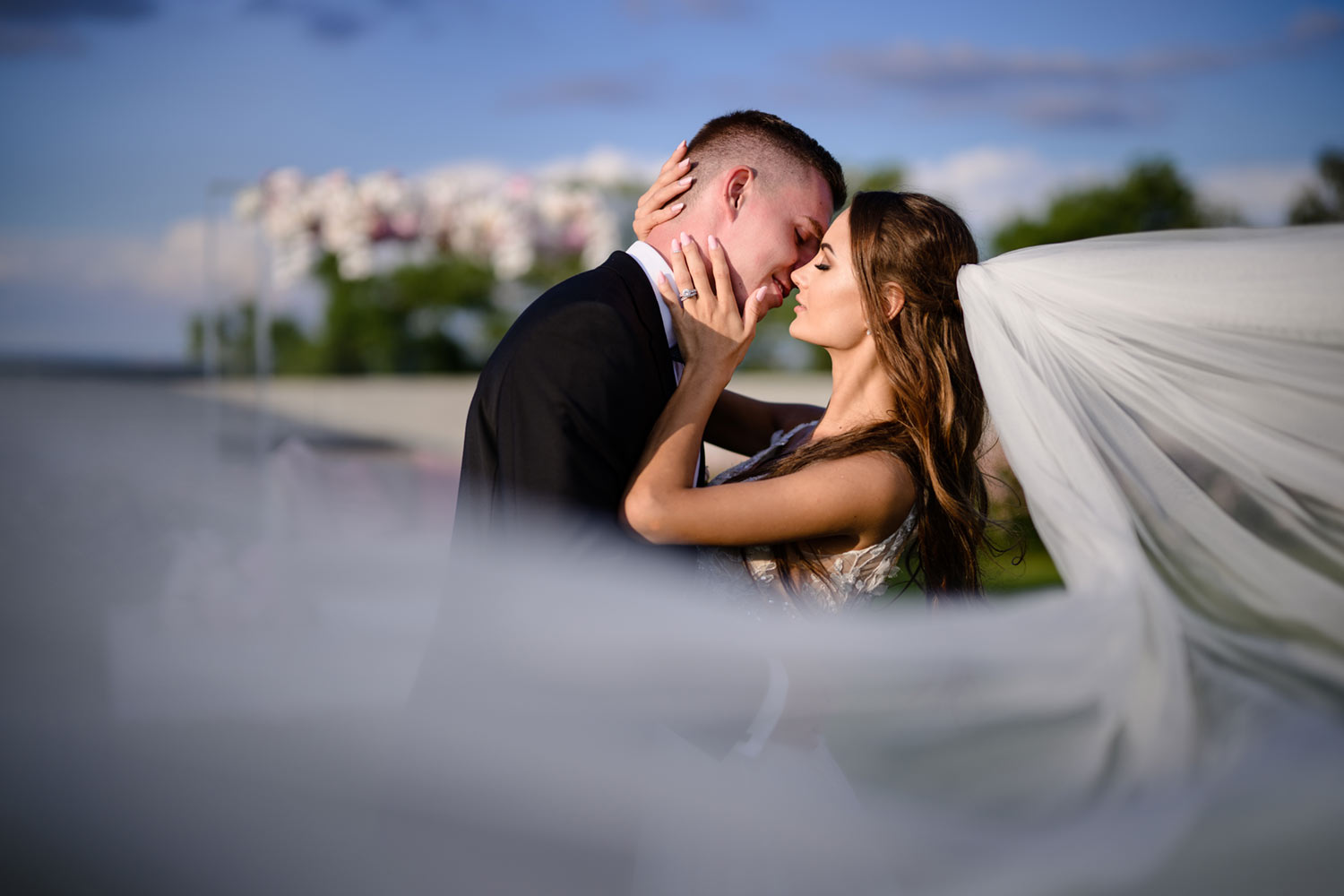 luxury bride and groom Prague wedding photographer Jindrich Nejedly
