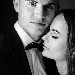 black and white portrait of groom and bride