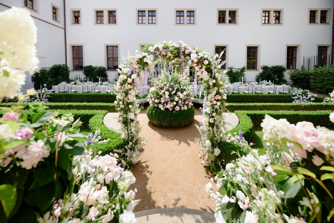 luxury prague wedding at augustine hotel